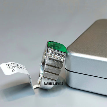 Natural Emerald and Diamond Men Ring