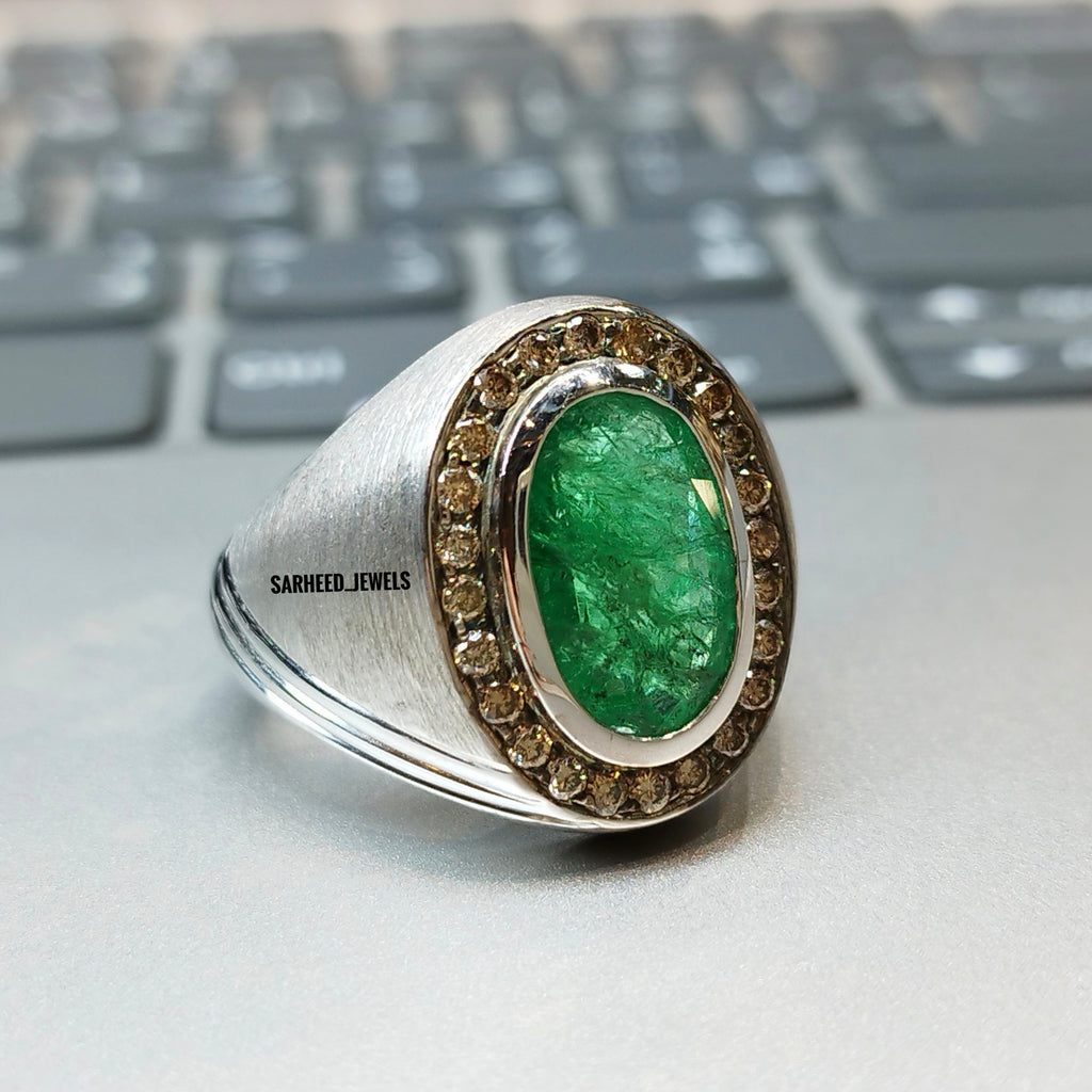 Natural Emerald and Diamond Men Ring