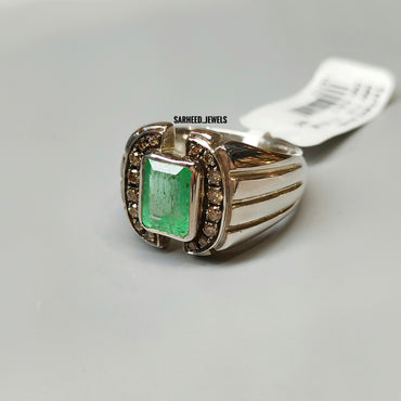 Natural Emerald and Diamond Men Ring