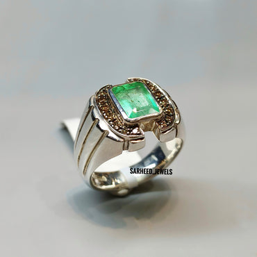 Natural Emerald and Diamond Men Ring