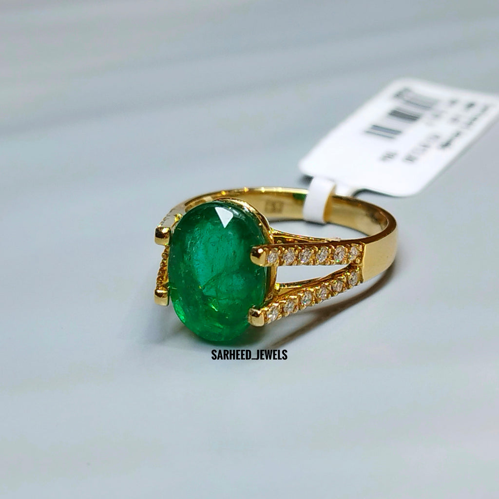 Natural Emerald and Diamond Gold Ring