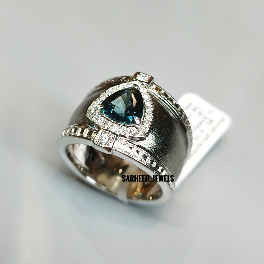 Natural Spinel and Diamond Men Ring