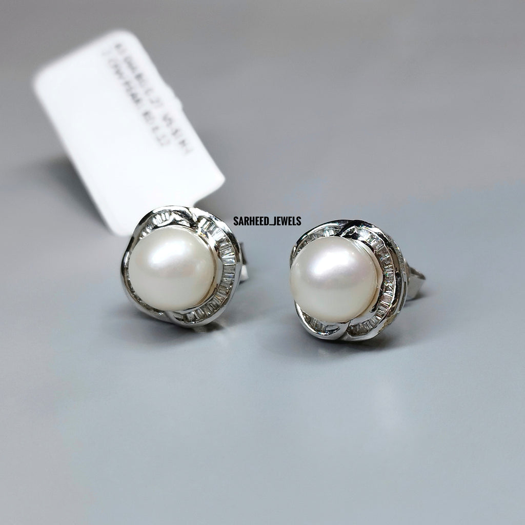 Cultured Pearl and Diamond Gold Studs