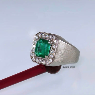Natural Emerald and Diamond Men Ring