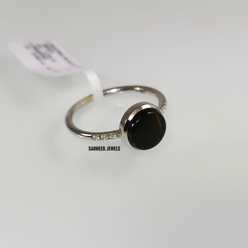 Natural Onyx and Diamond Gold Ring