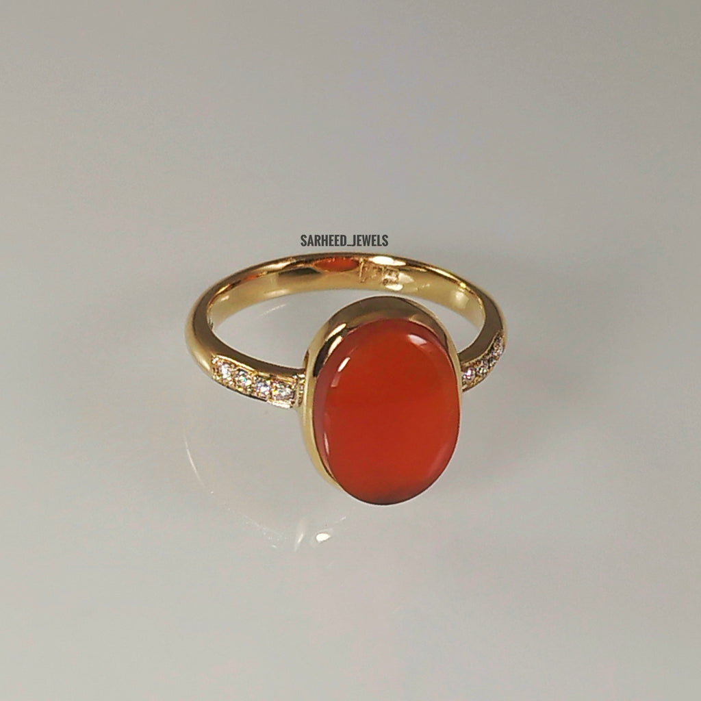 Natural Agate and Diamond Gold Ring