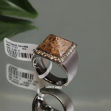 Natural Spinel and Brown Diamond Men Ring