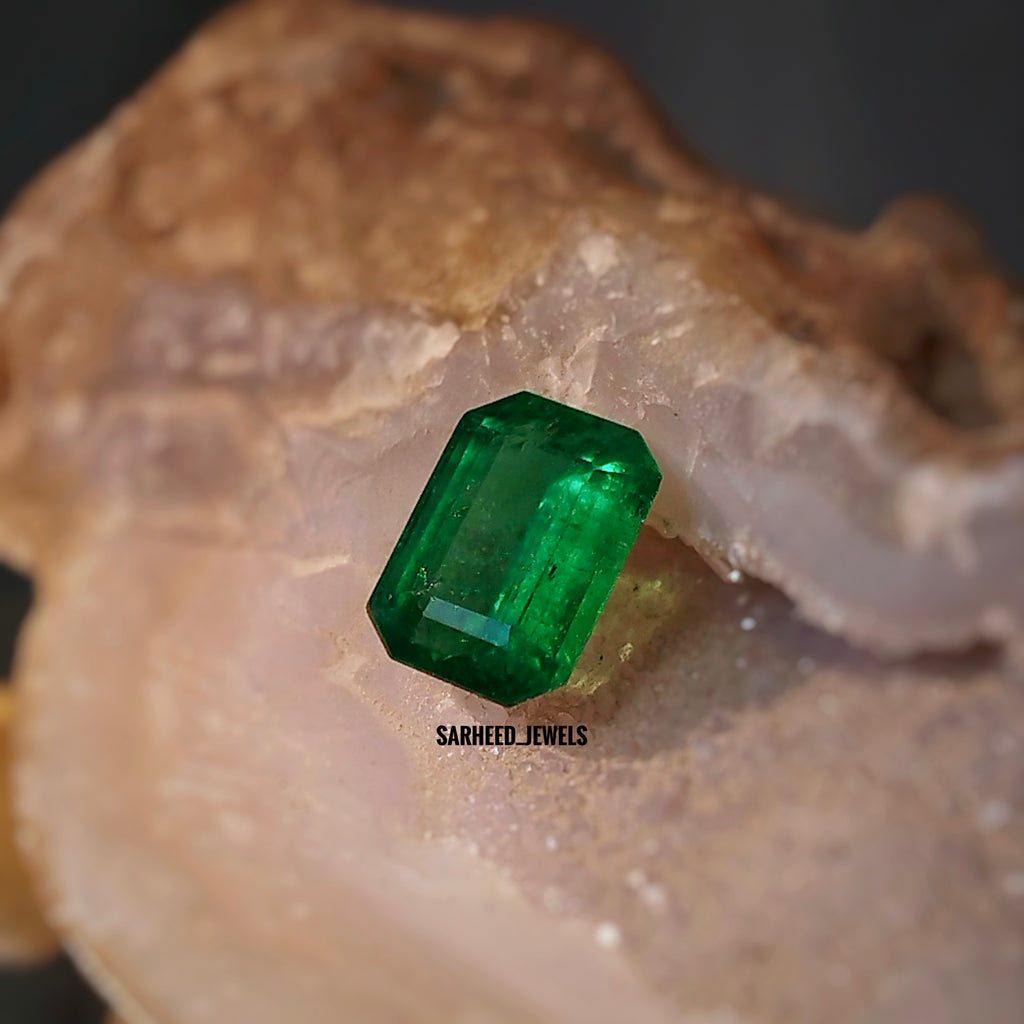 Natural Emerald - 4.48 ct