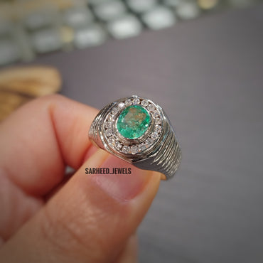 Natural Emerald and Diamond Men Ring