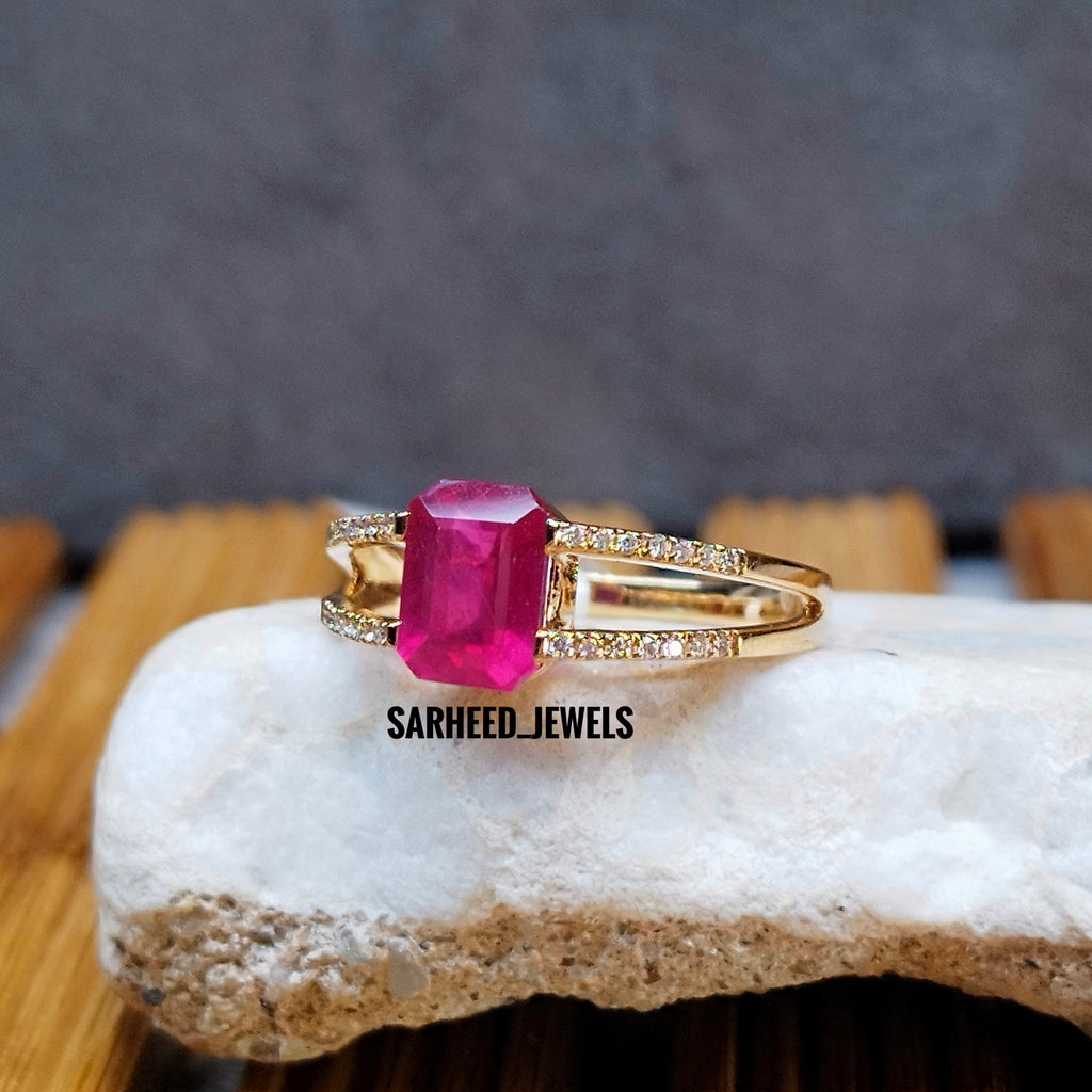 Natural Ruby and Diamond Gold Ring