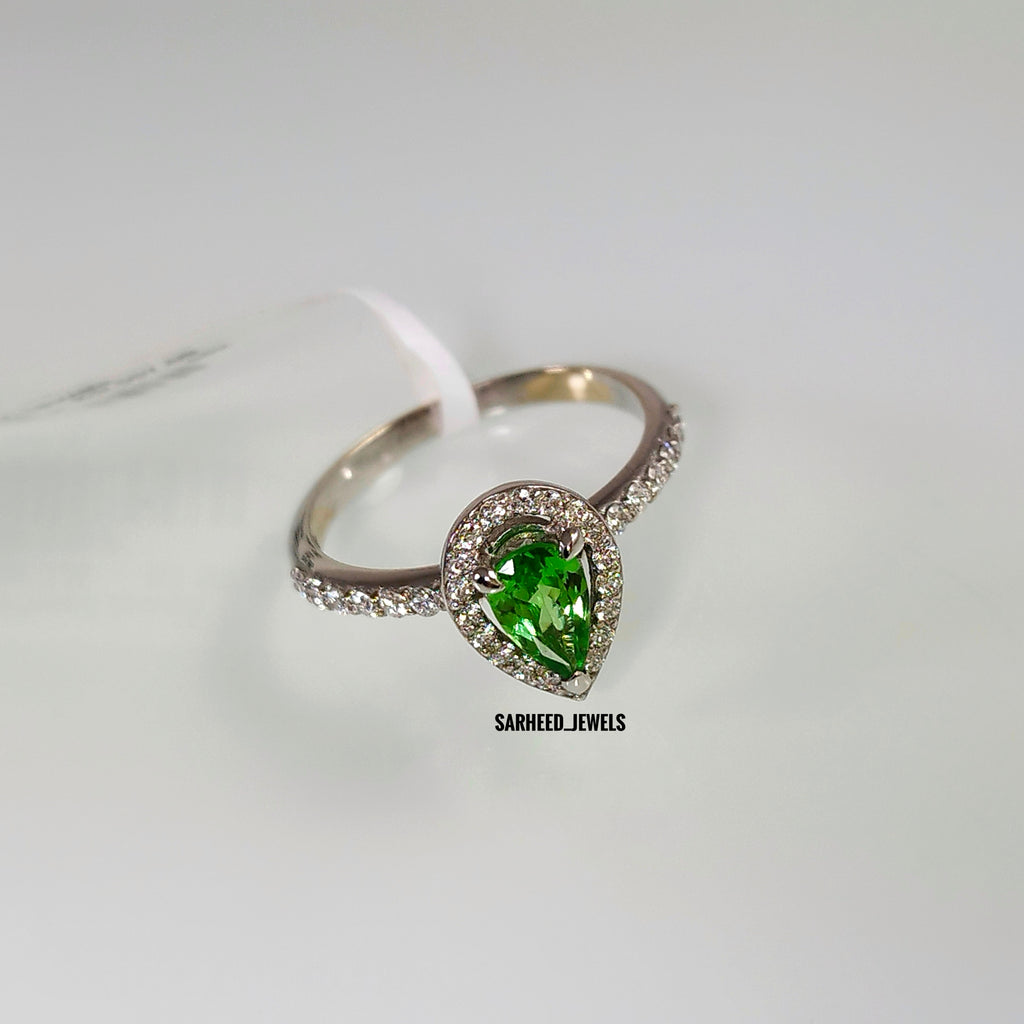 Natural Tsavorite and Diamond Gold Ring