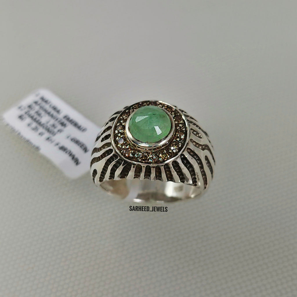 Natural Emerald and Diamond Men Ring