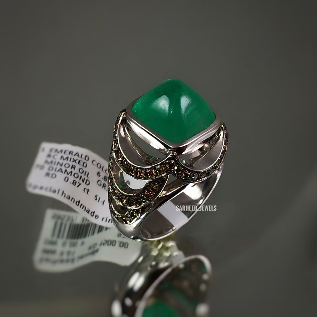 Natural Emerald and Brown Diamond Men Ring