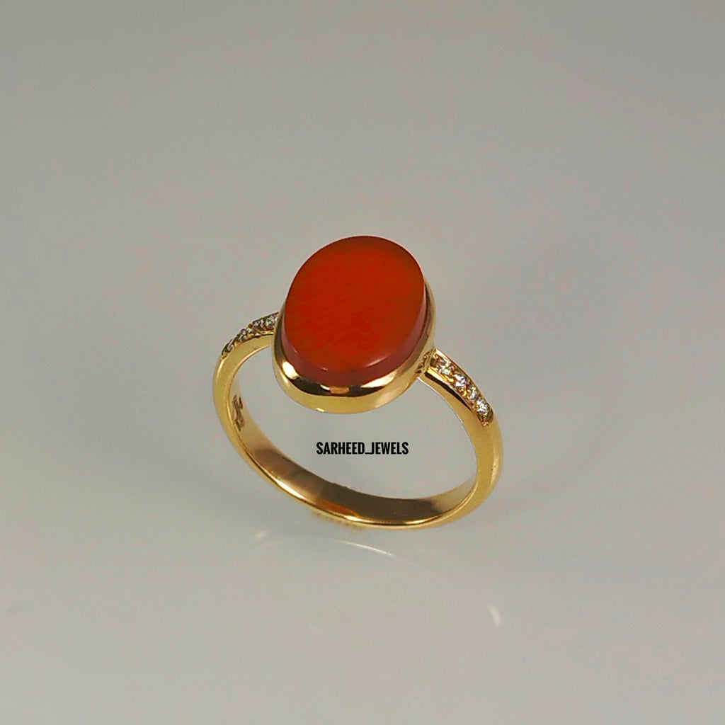 Natural Agate and Diamond Gold Ring