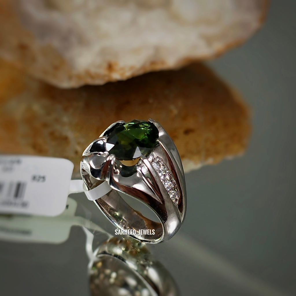 Natural Green Sapphire and Diamond Men Ring