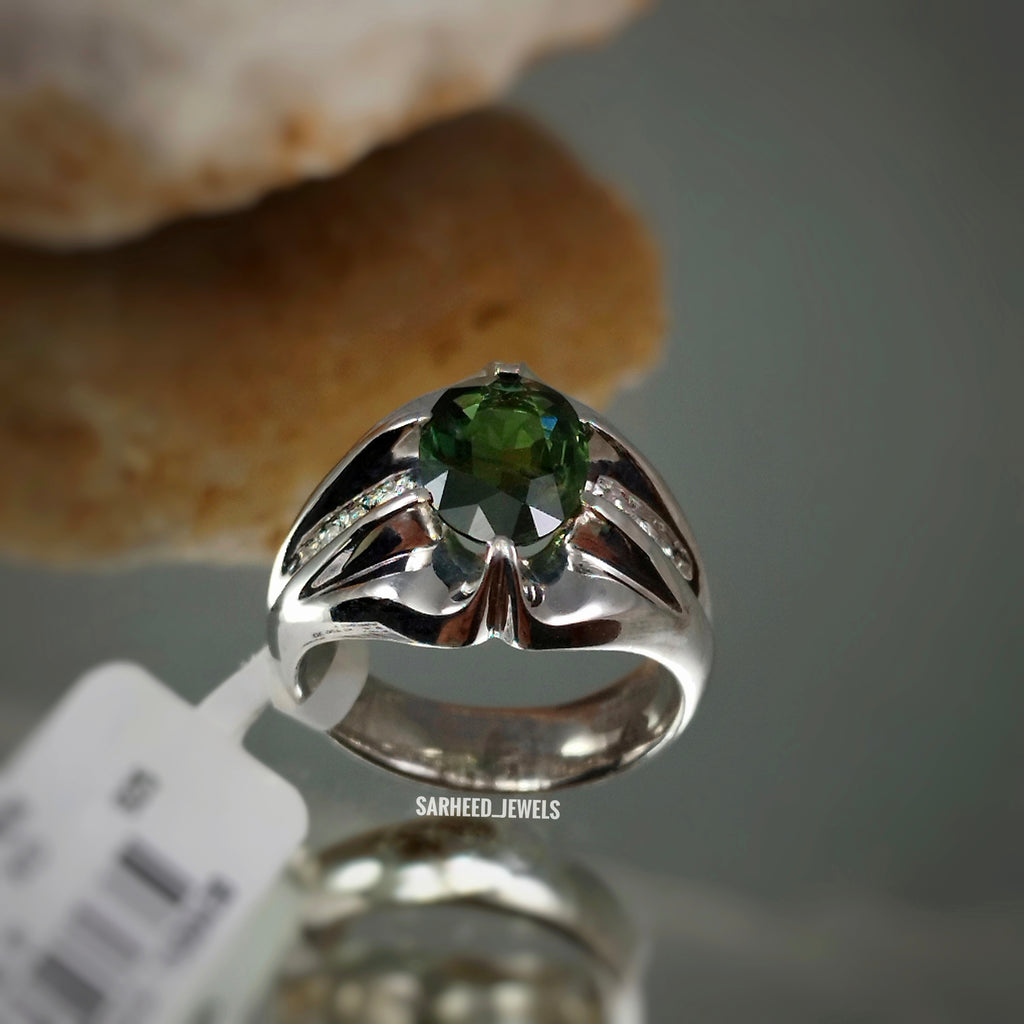 Natural Green Sapphire and Diamond Men Ring