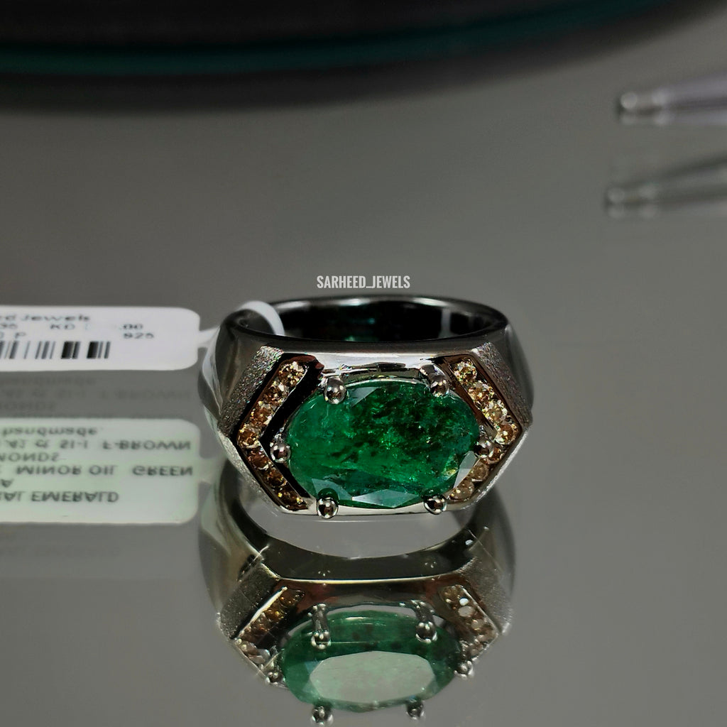 Natural Emerald and Brown Diamond Men Ring