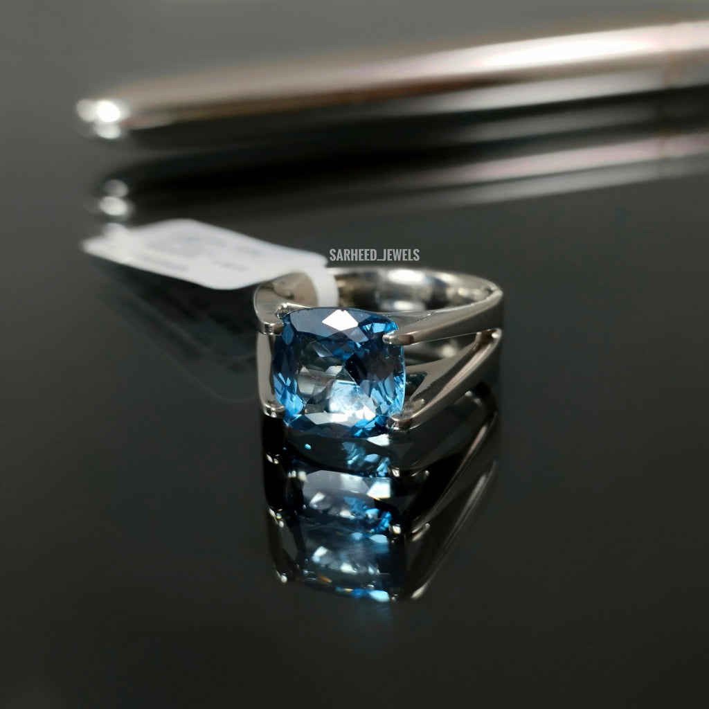 Natural Swiss-Blue Topaz Men Ring