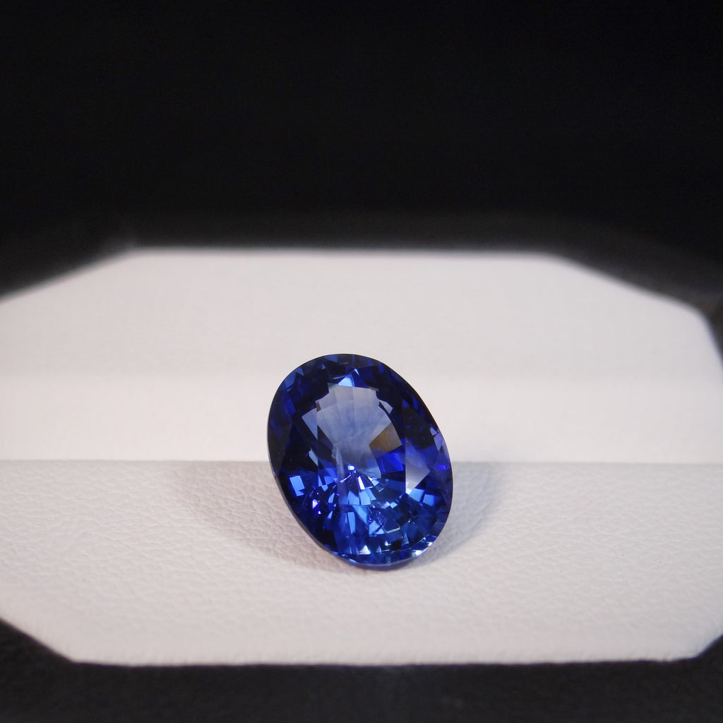 Blue Sapphire - 3.81 ct.