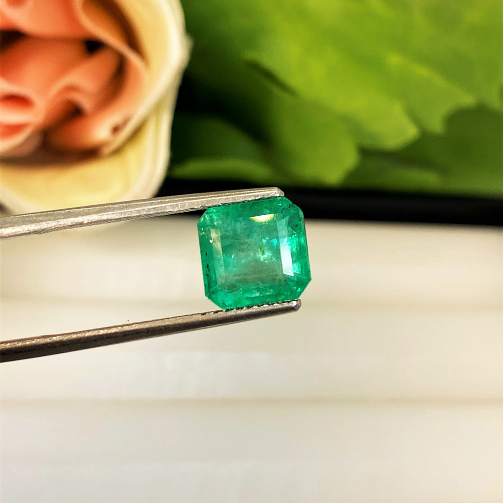 Natural Emerald - 4.23 ct.