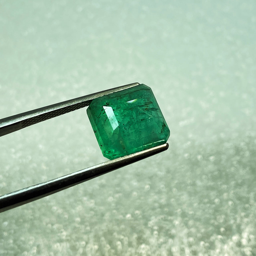 Natural Emerald - 7.70 ct.