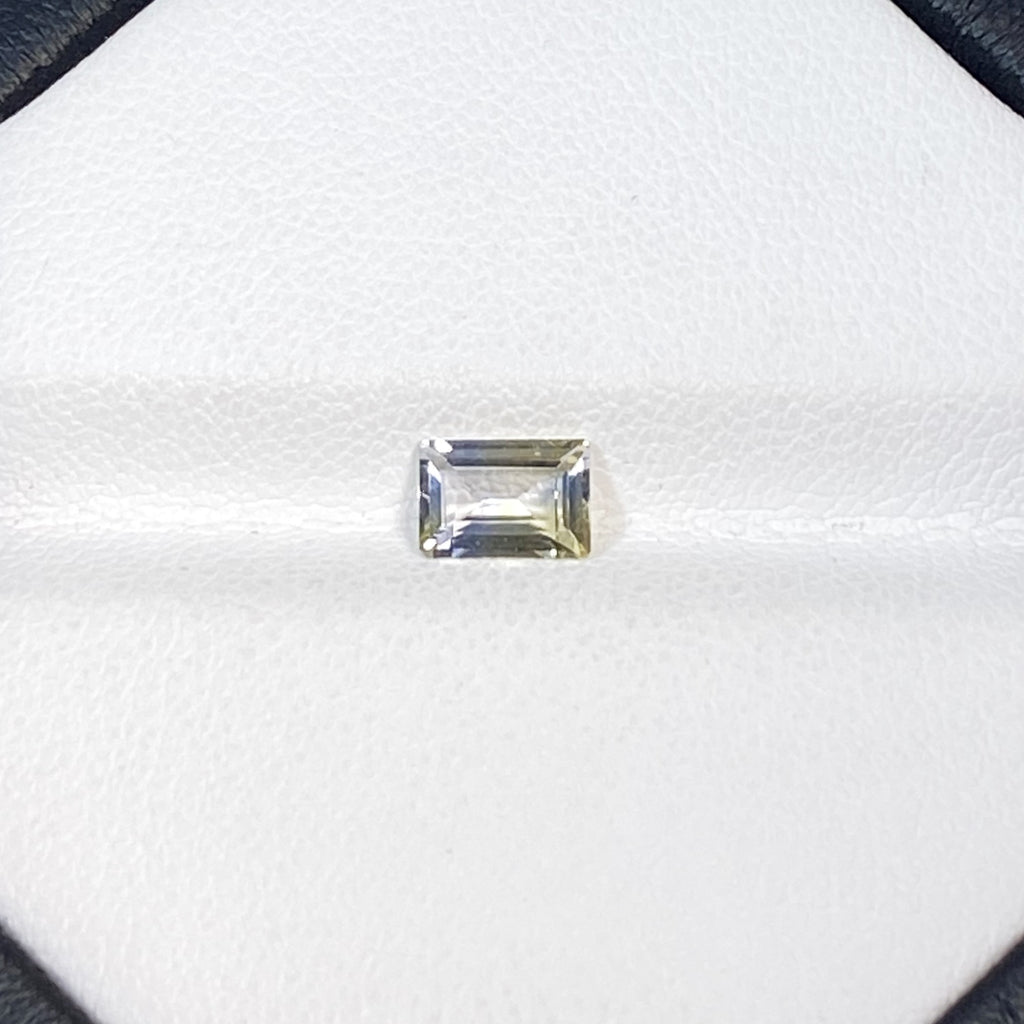 Natural Sapphire - 0.76 Ct.