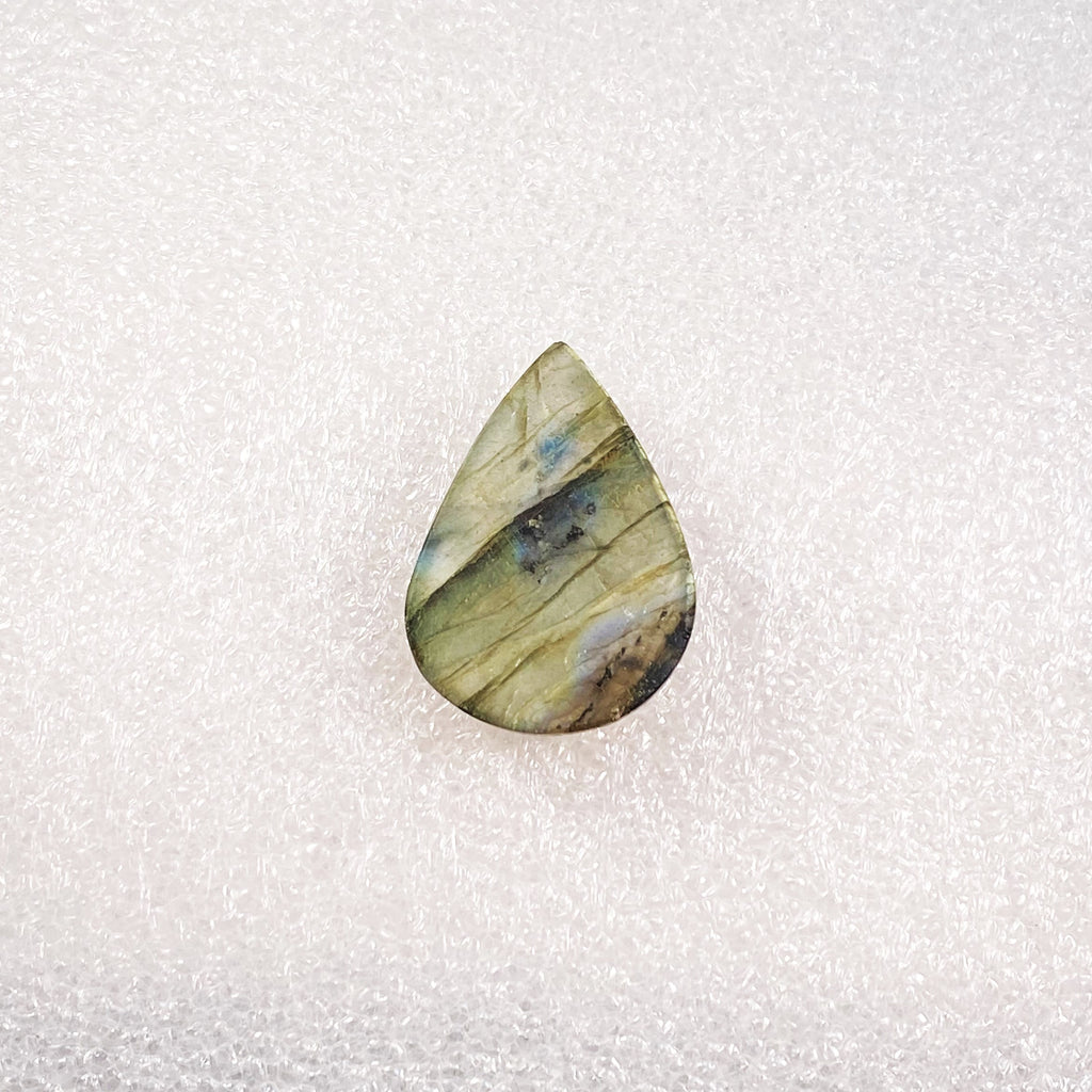 Natural Labradorite - 28.62 Cts.