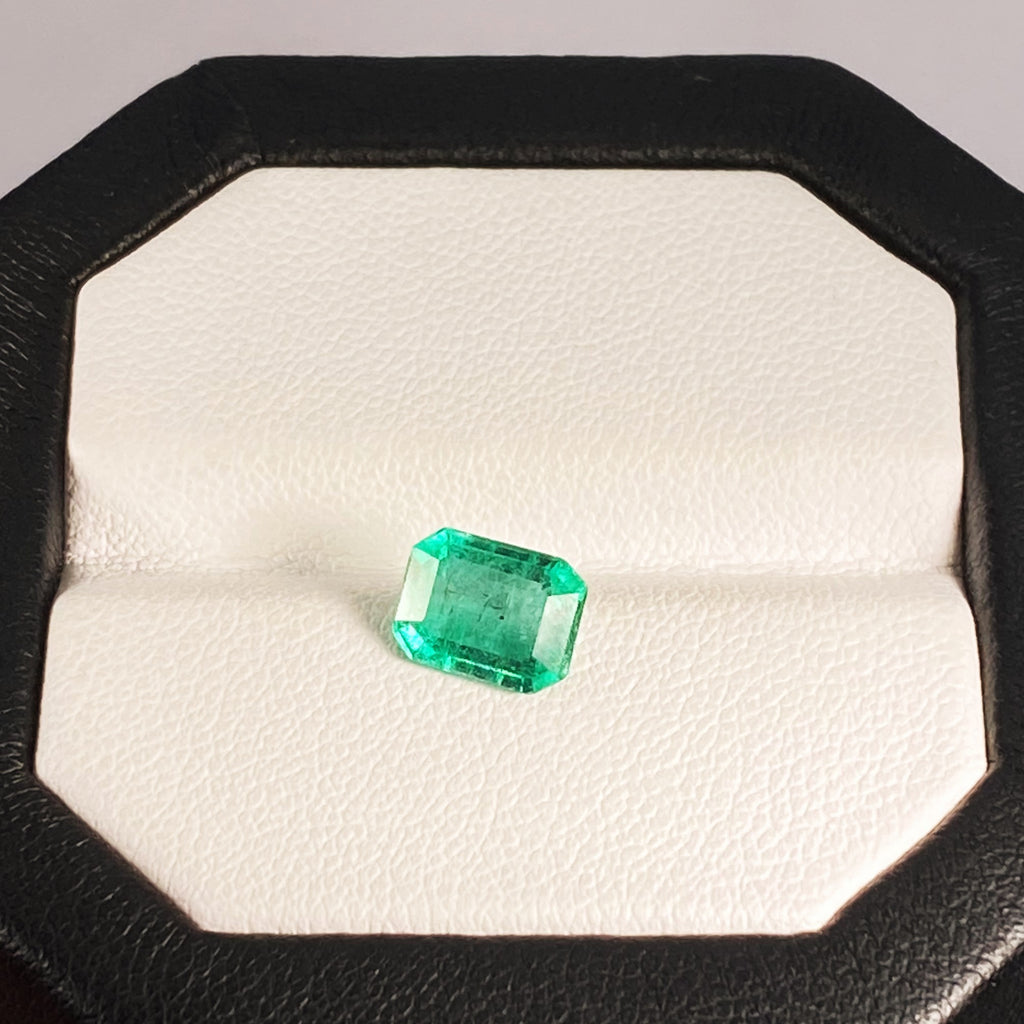 Natural Emerald - 1.23 Cts.