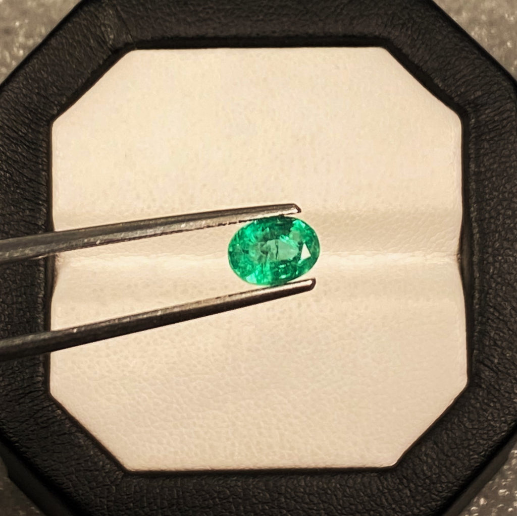 Natural Emerald - 0.99 Cts.