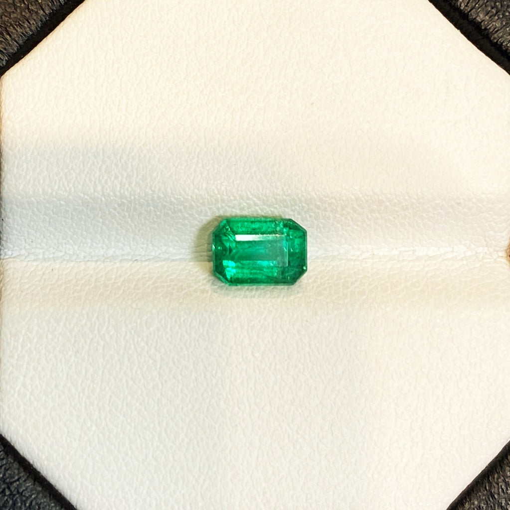 Natural Emerald - 1.40 Cts.