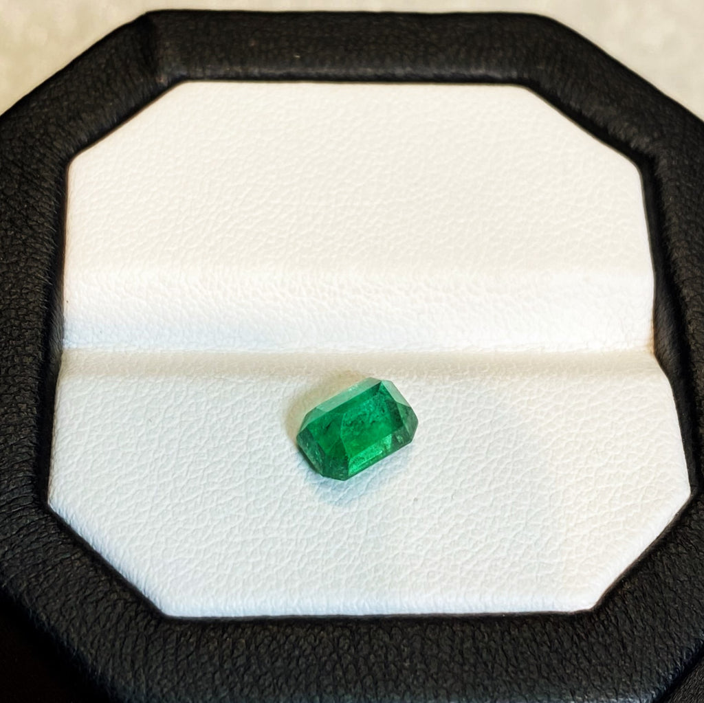Natural Emerald - 1.40 Cts.
