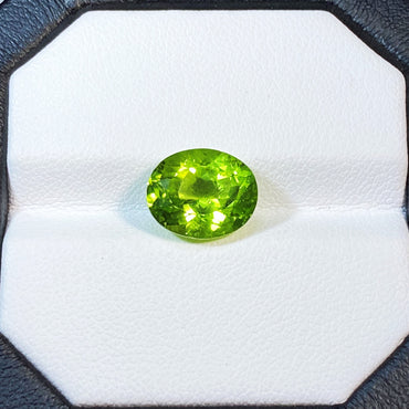Natural Peridot - 4.52 ct.